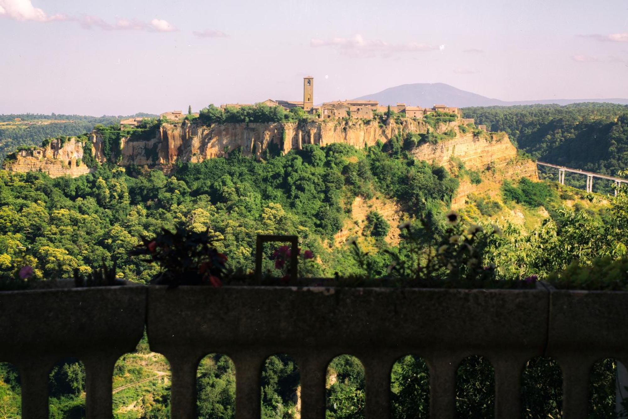 Miracivita Lubriano Esterno foto